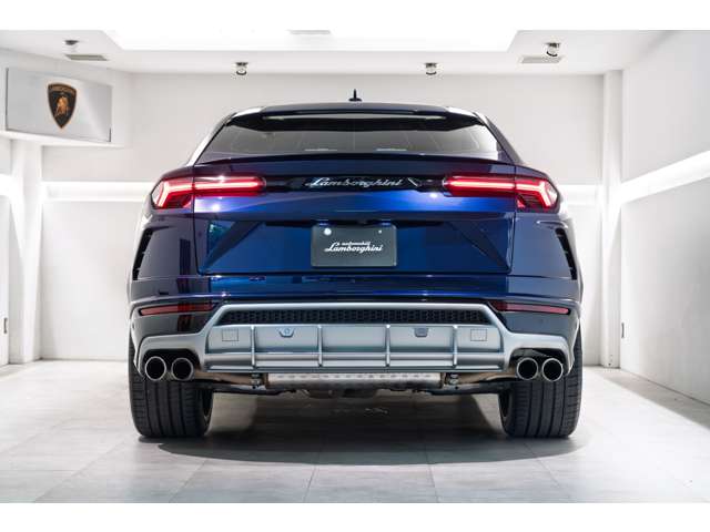 Lamborghini ウルス 5