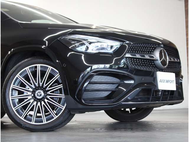 Mercedes-Benz GLA-Class 5