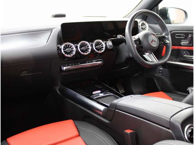 Mercedes-Benz GLA-Class 7