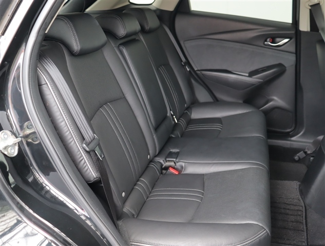 Mazda CX-3 11
