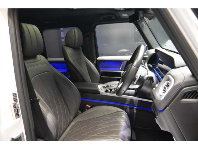 Mercedes-Benz G-Class 12