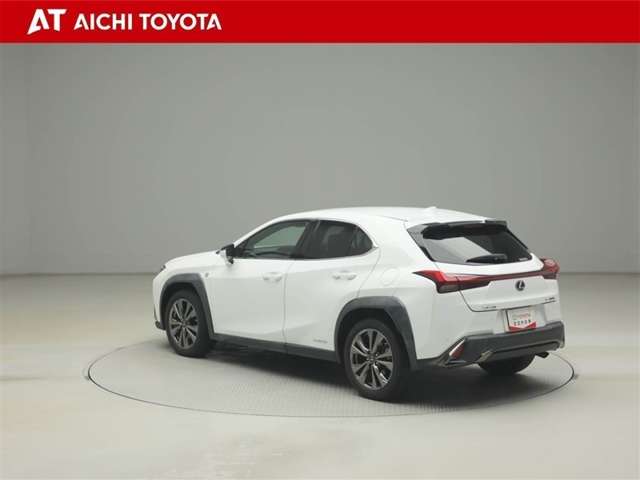 Lexus UX 4