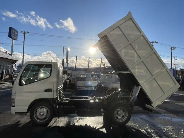 Mitsubishi Fuso Canter 4