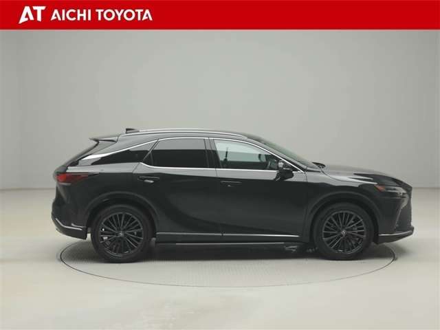 Lexus RX 7