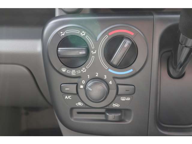 Suzuki Every 12