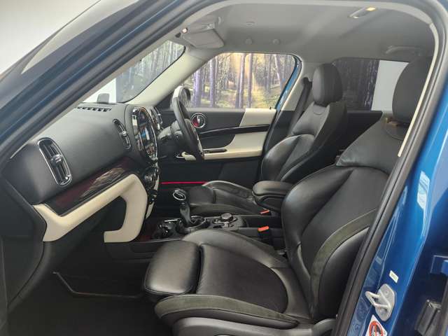 MINI Crossover 5