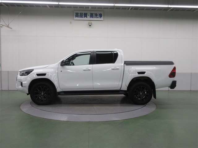 Toyota Hilux 4