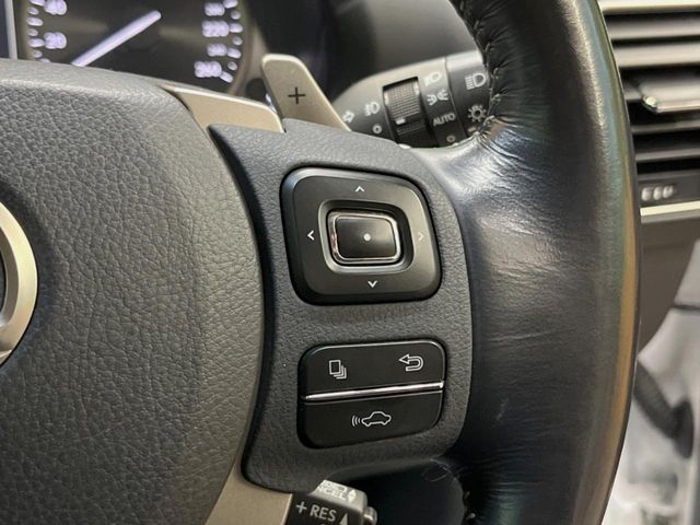 Lexus NX 6