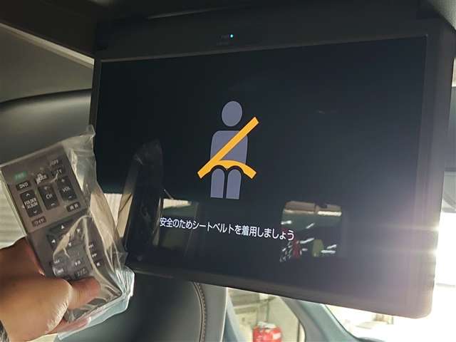 Toyota Alphard 5