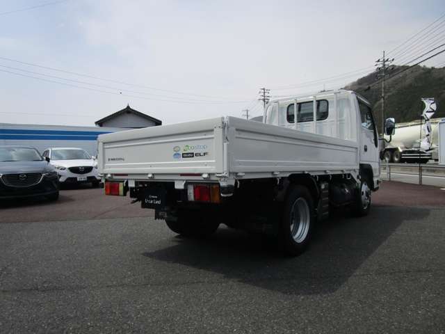 Isuzu Elf 5