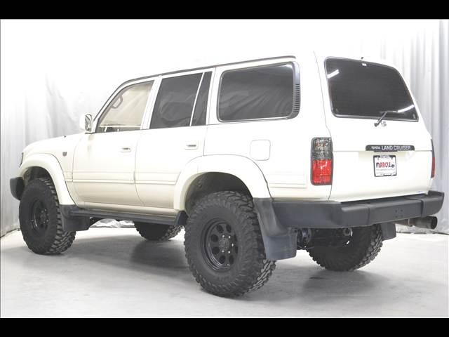 Toyota Land Cruiser 80 10
