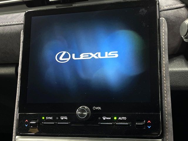 Lexus LBX 3