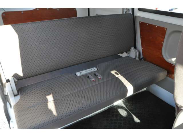 Nissan NV100 Clipper 11