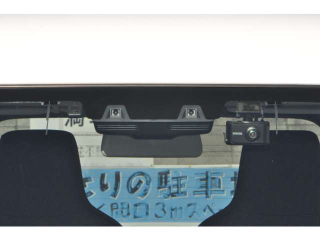 Nissan NV100 Clipper 4