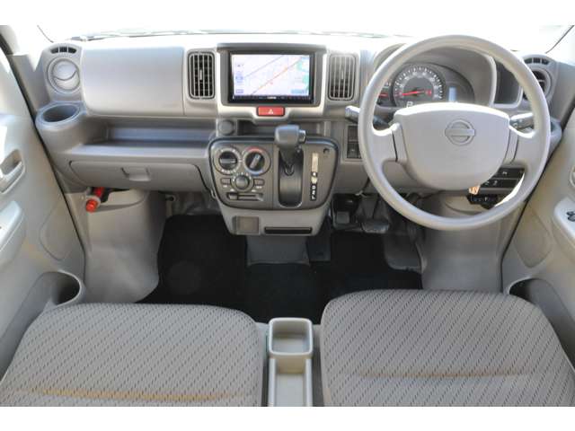 Nissan NV100 Clipper 8