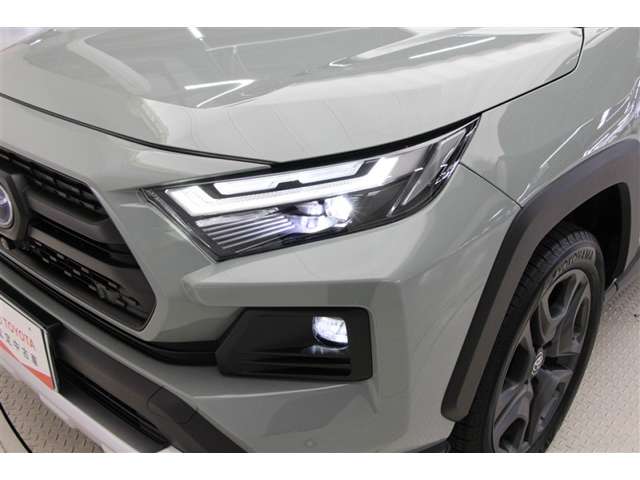 Toyota RAV4 8