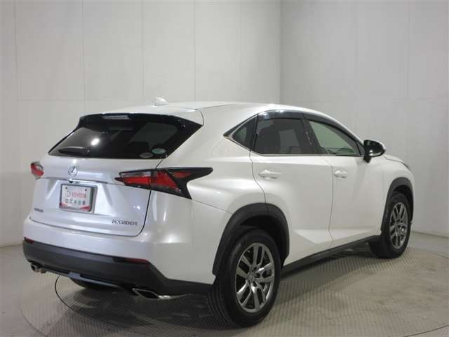 Lexus NX 2