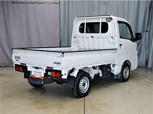 Toyota Pixis Truck 4