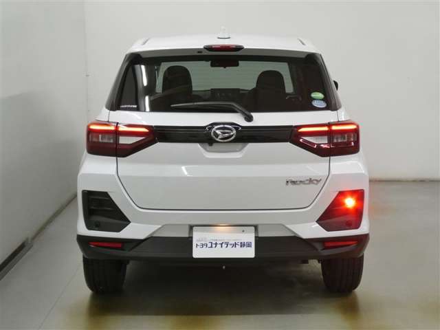 Daihatsu Rocky 6