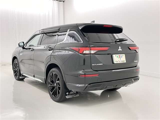Mitsubishi Outlander 6