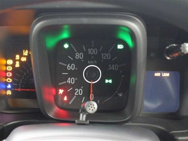 Honda N-VAN 8