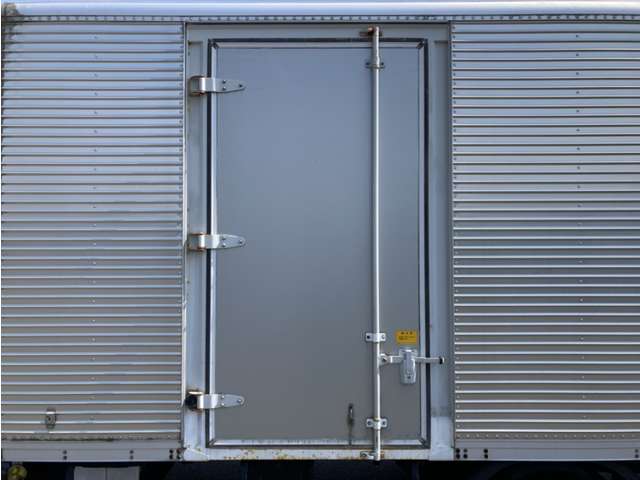 Mitsubishi Fuso Canter 11