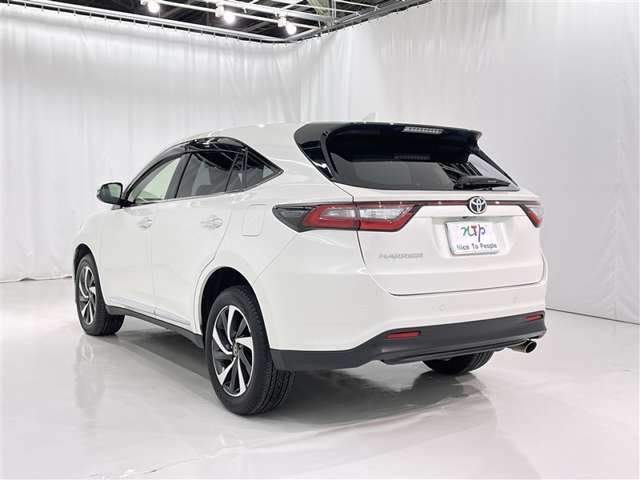 Toyota Harrier 6