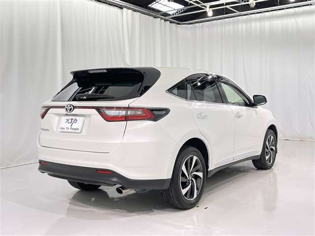 Toyota Harrier 7