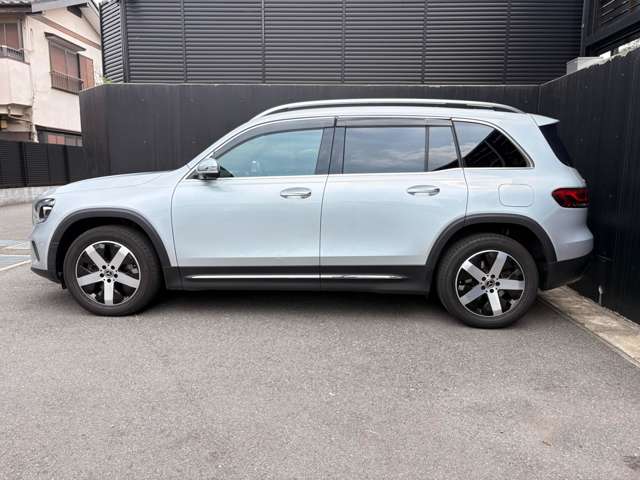 Mercedes-Benz GLB 11