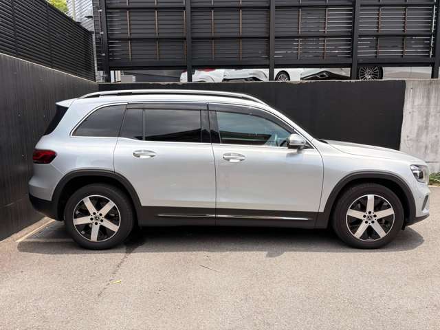 Mercedes-Benz GLB 7