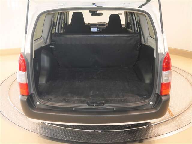 Toyota Probox Van 8