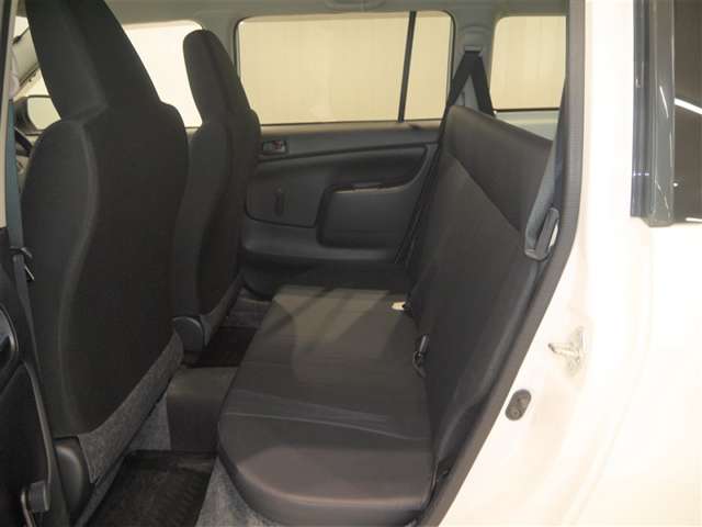Toyota Probox Van 10