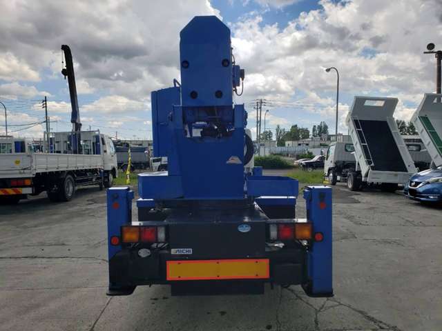 Mitsubishi Fuso Canter 8