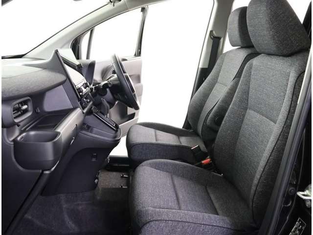 Toyota Sienta 12