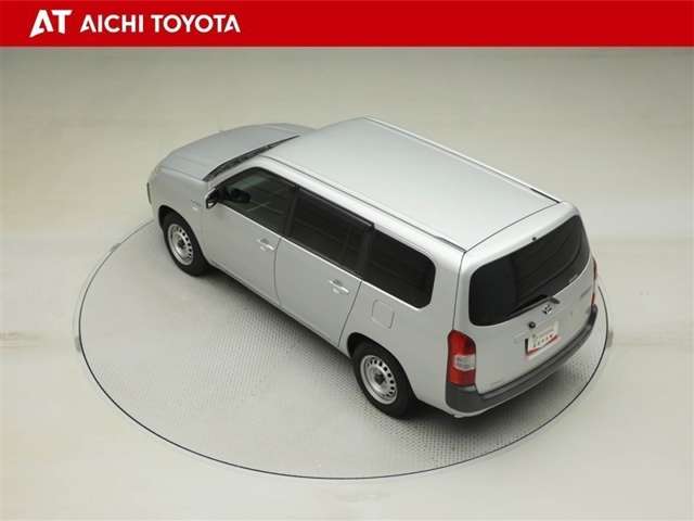 Toyota Succeed Van 12