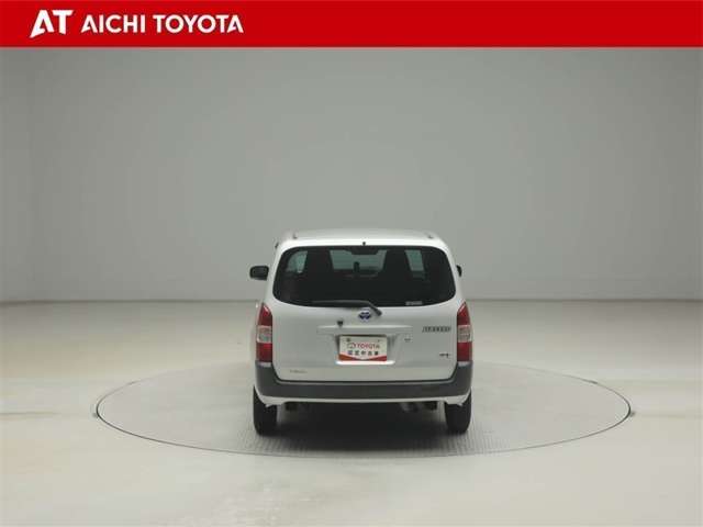 Toyota Succeed Van 5
