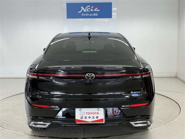 Toyota Crown Crossover 6