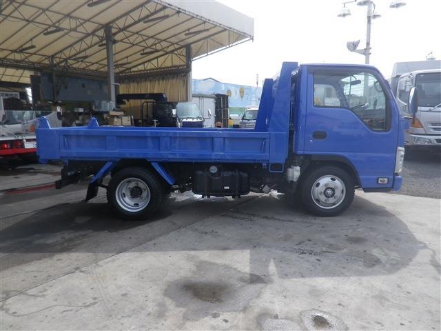 Isuzu Elf 4