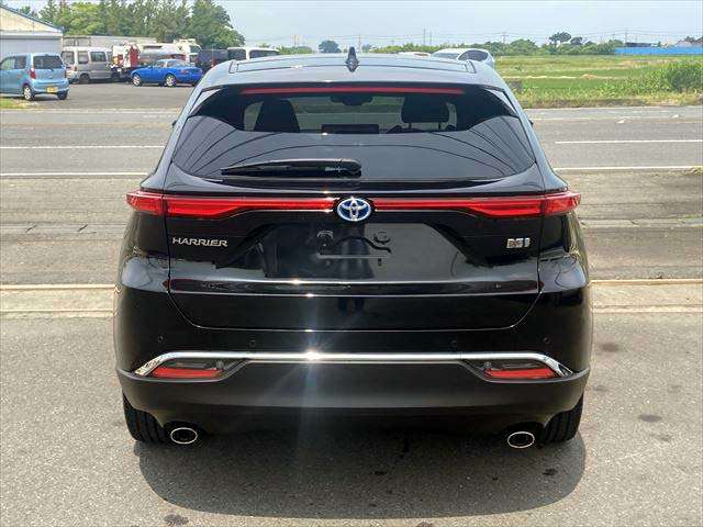 Toyota Harrier 5