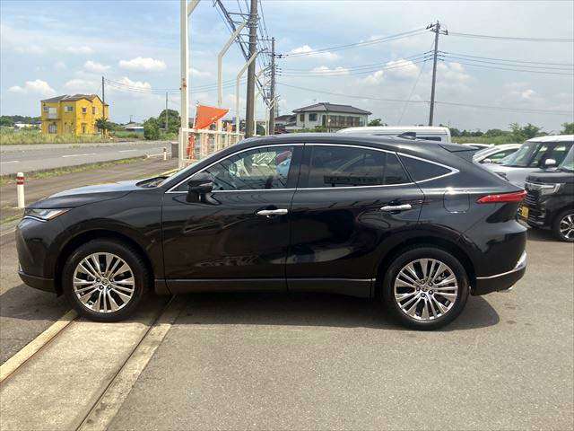 Toyota Harrier 6