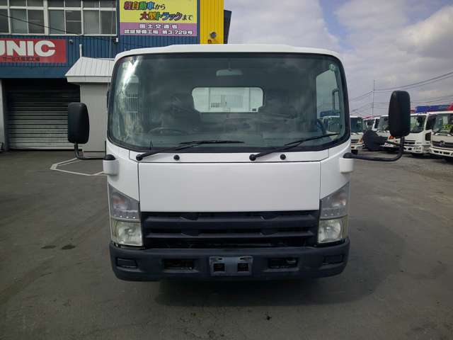 Isuzu Elf 2