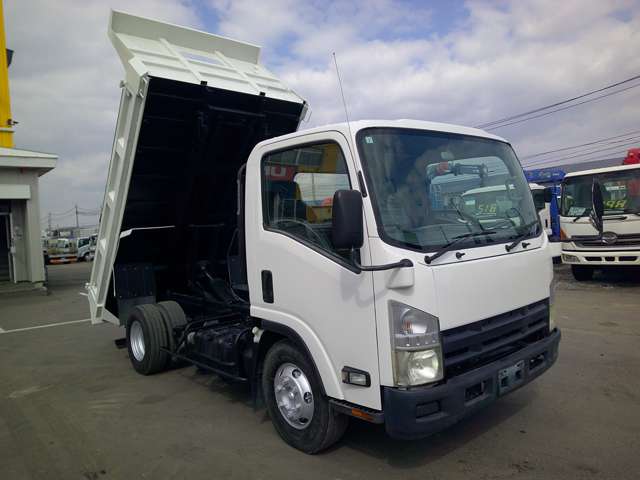 Isuzu Elf 9