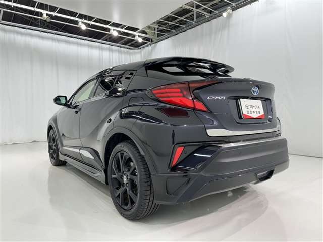 Toyota C-HR 6