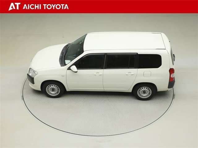 Toyota Probox Van 11