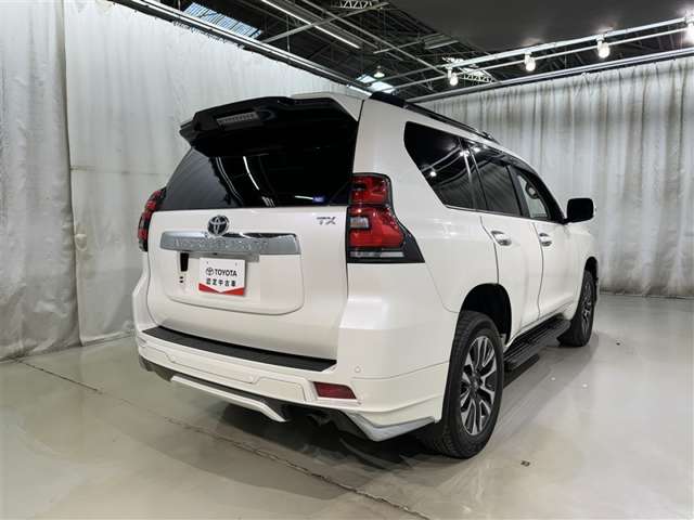 Toyota Land Cruiser Prado 4
