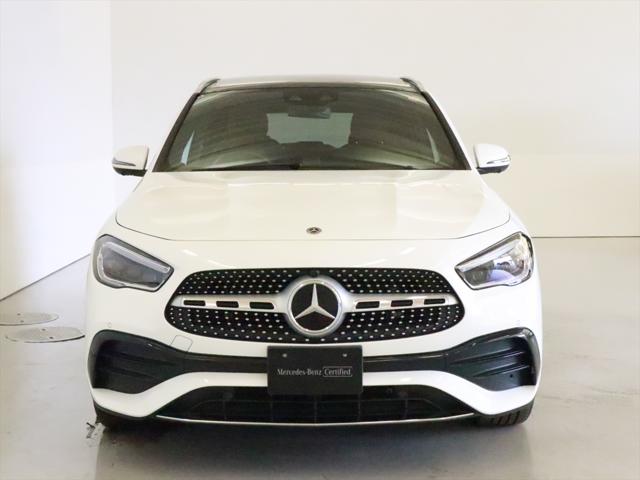 Mercedes-Benz GLA-Class 2