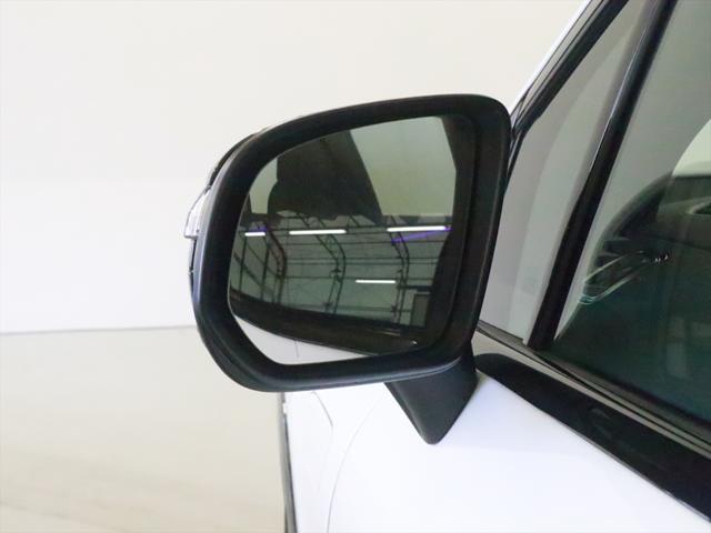 Mercedes-Benz EQS SUV 6