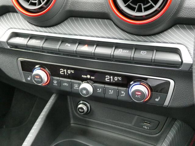 Audi SQ2 12