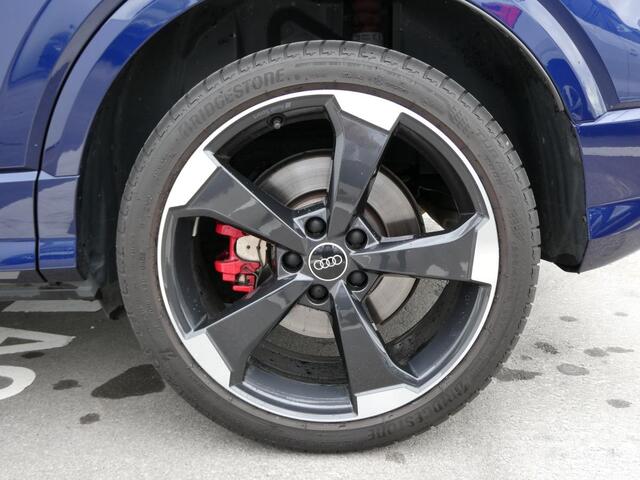 Audi SQ2 7