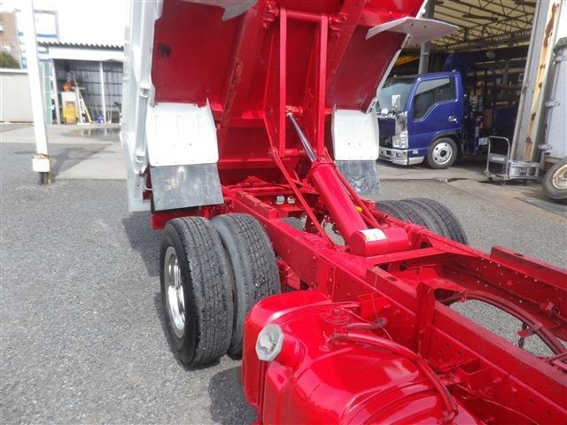 Isuzu Elf 11